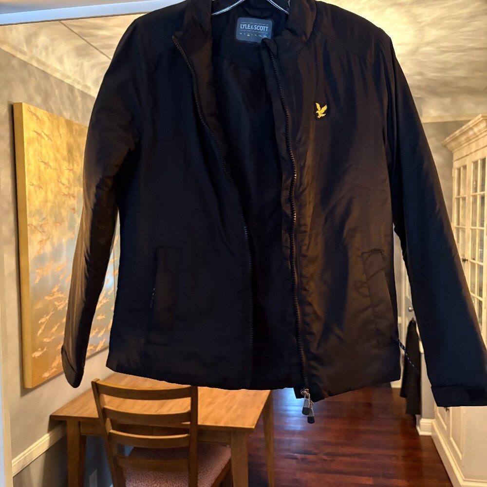 NWT Women's Lyle & Scott Black Primaloft Golf Jacket. Size M